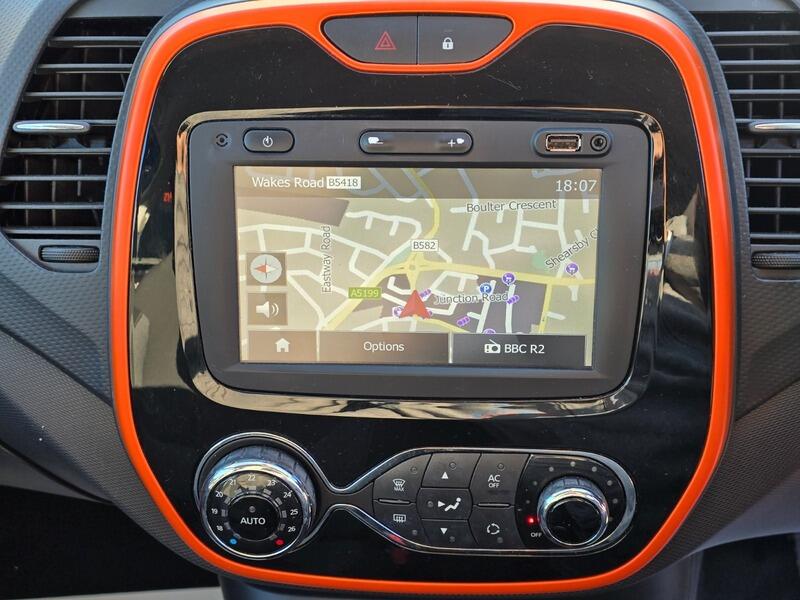 Used Renault Captur 2014 for sale - 78148170: Photo 2