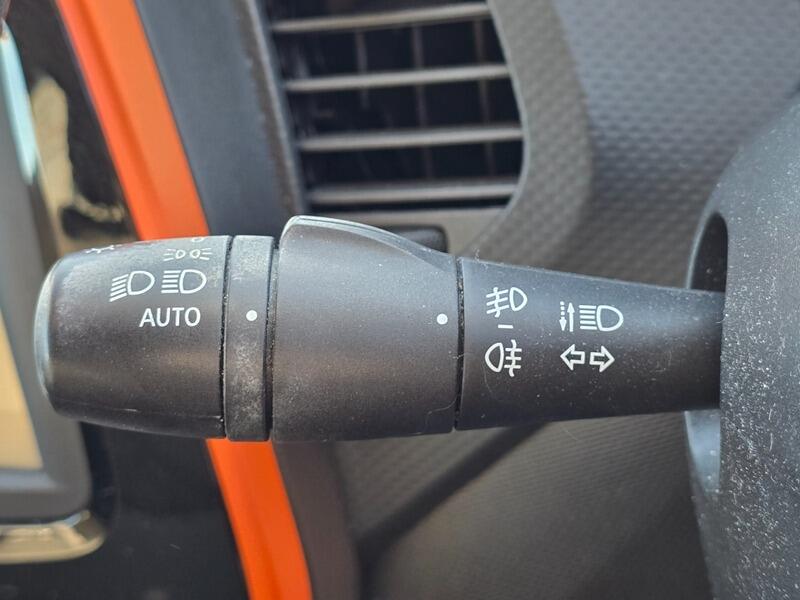 Used Renault Captur 2014 for sale - 78148170: Photo 21