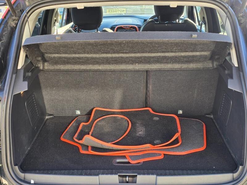 Used Renault Captur 2014 for sale - 78148170: Photo 37