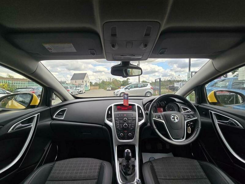 Used Vauxhall Astra GTC 2013 for sale - 78205517: Photo 38