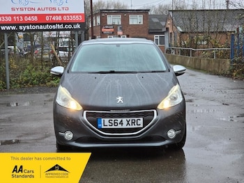 Used Peugeot 208 2014 for sale - 78318987: Photo