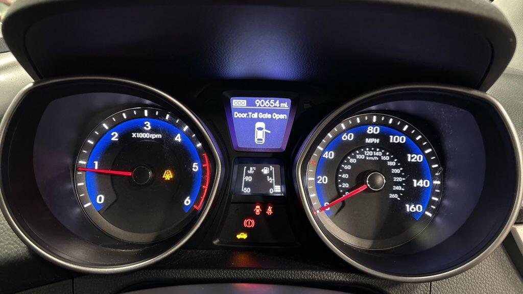 Used Hyundai i30 2014 for sale - 77174488: Photo 3