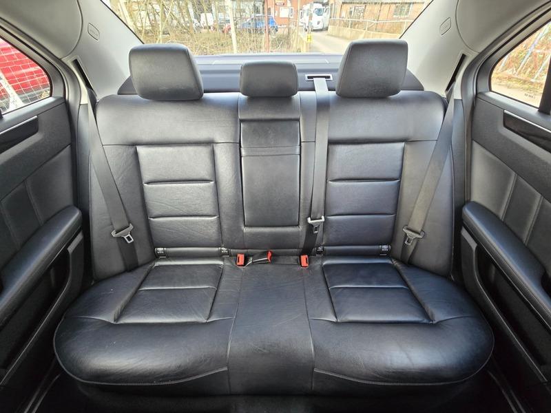 Used Mercedes-Benz E Class 2013 for sale - 76020985: Photo 17
