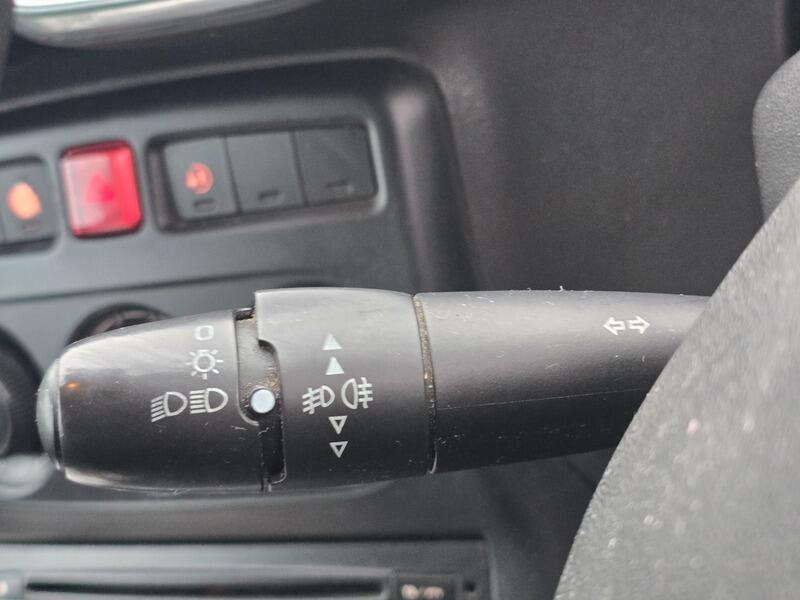 Used Citroen C3 Picasso 2010 for sale - 77883518: Photo 20