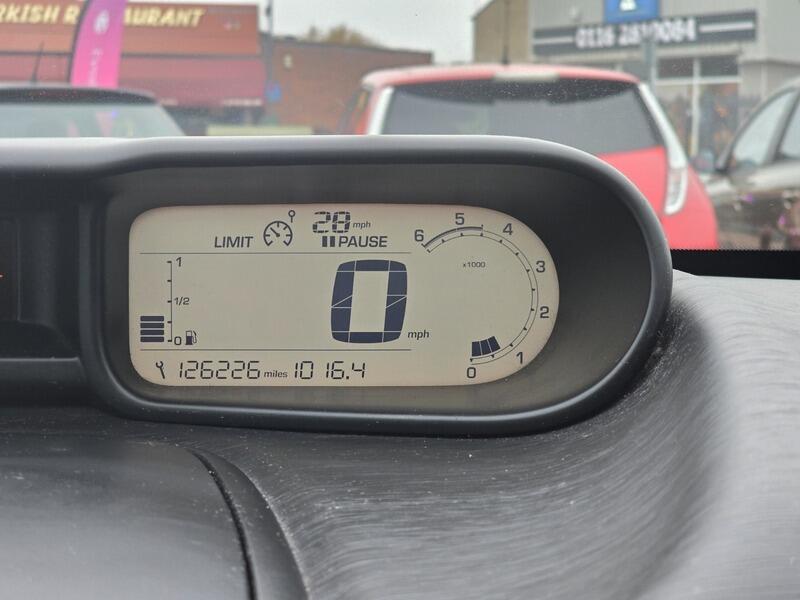 Used Citroen C3 Picasso 2010 for sale - 77883518: Photo 25