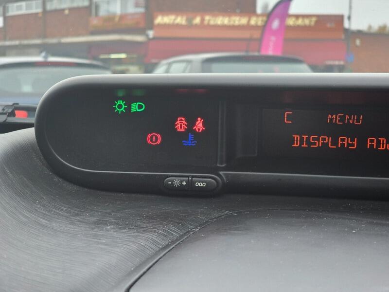 Used Citroen C3 Picasso 2010 for sale - 77883518: Photo 26