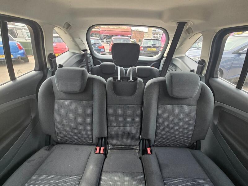 Used Ford Grand C-Max 2015 for sale - 78184698: Photo 24