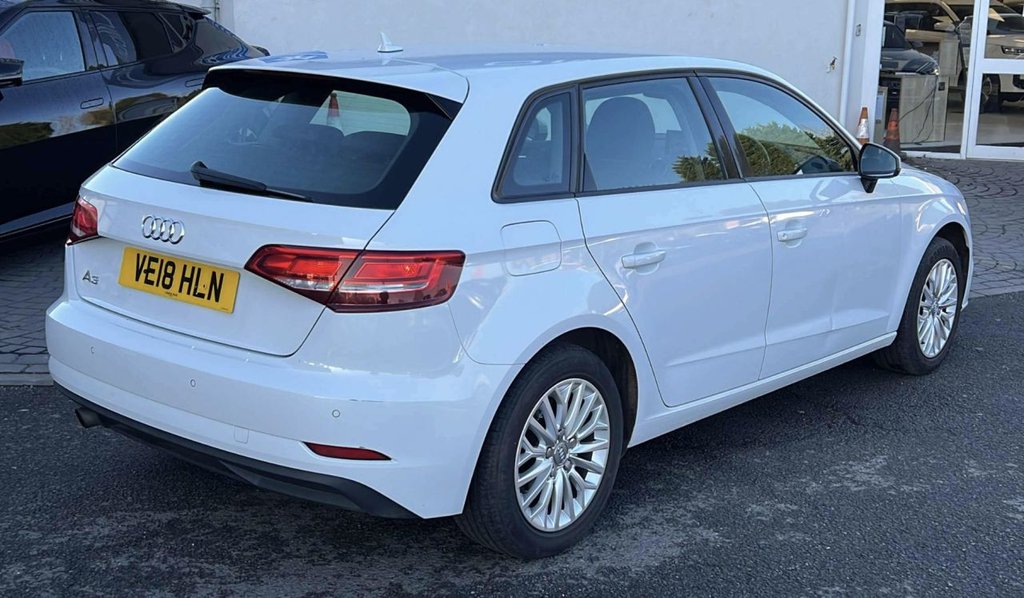 Used Audi A3 2018 for sale - 76937440: Photo 2