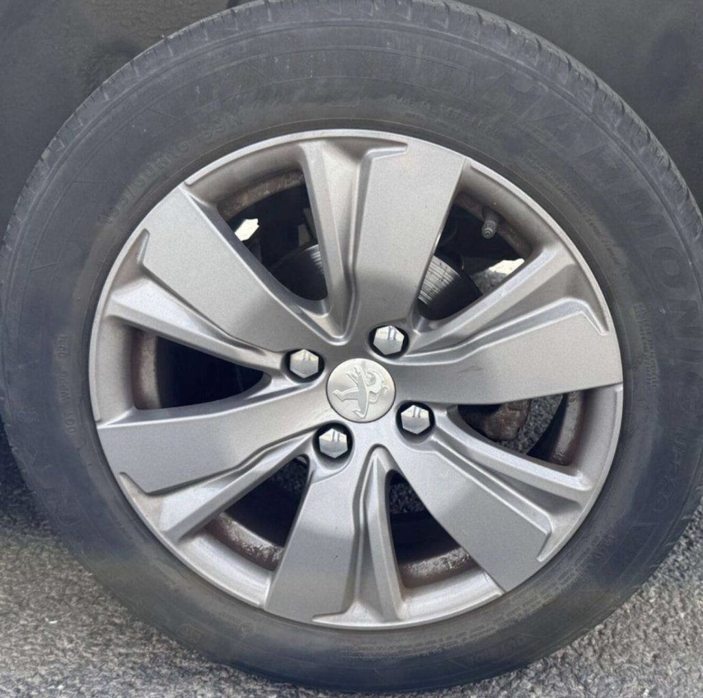 Used Peugeot 2008 2017 for sale - 76317181: Photo 7
