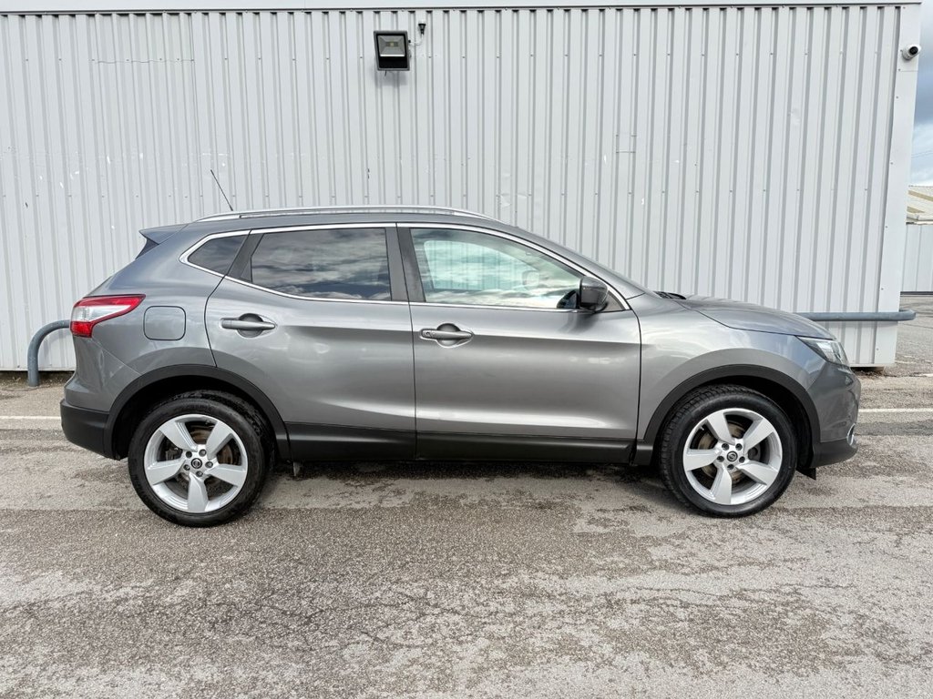 Used Nissan Qashqai 2015 for sale - 76178370: Photo 6