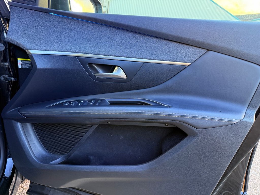 Used Peugeot 3008 2019 for sale - 76168098: Photo 41