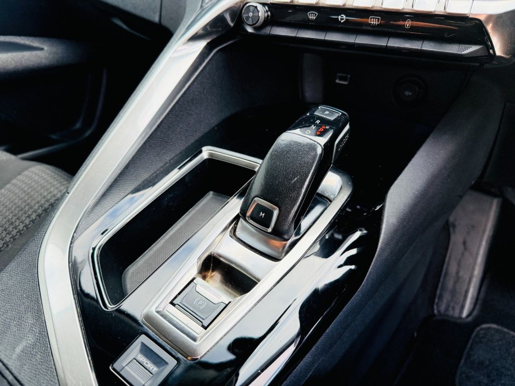 Used Peugeot 3008 2017 for sale - 76520631: Photo 11