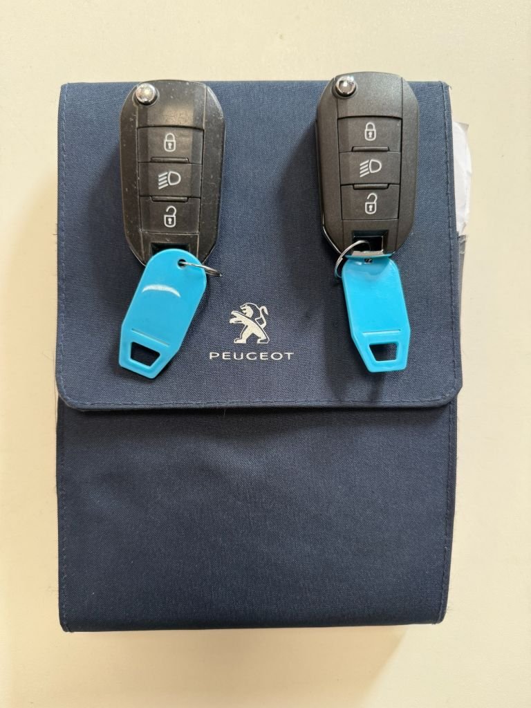 Used Peugeot 3008 2017 for sale - 76520631: Photo 42