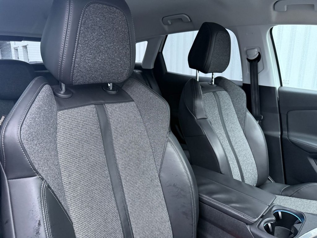 Used Peugeot 3008 2018 for sale - 76888556: Photo 12