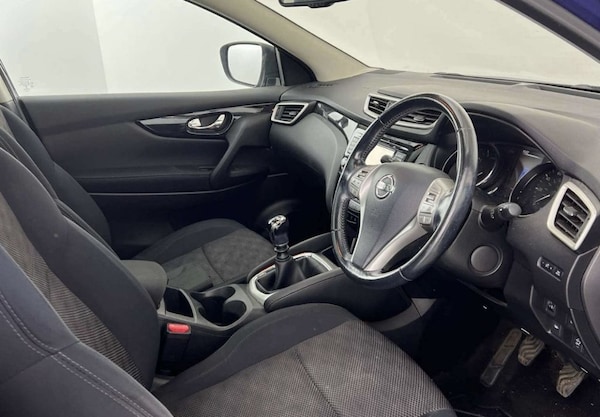 Used Nissan Qashqai 2015 for sale - 76172879: Photo 5
