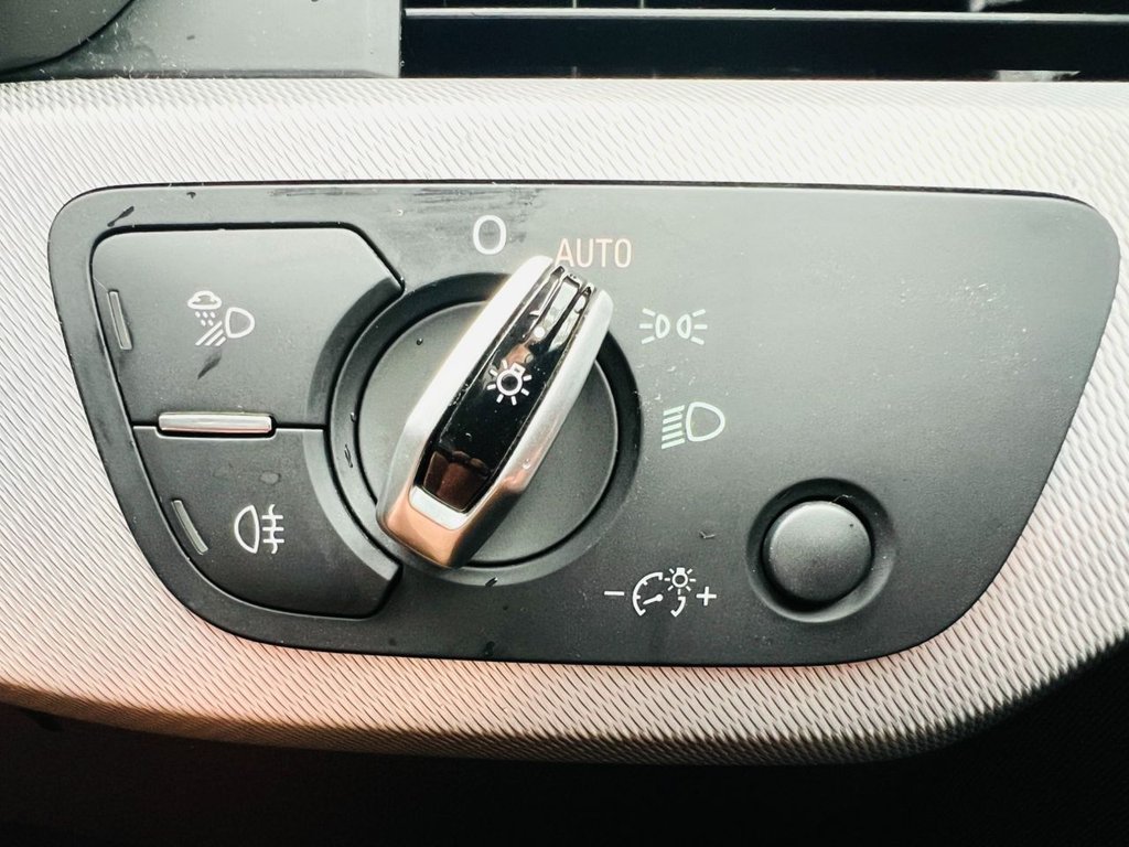 Used Audi A4 2016 for sale - 76783495: Photo 34