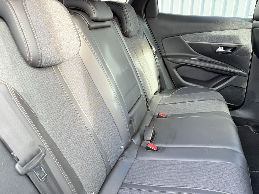 Used Peugeot 3008 2018 for sale - 76582904: Photo 32