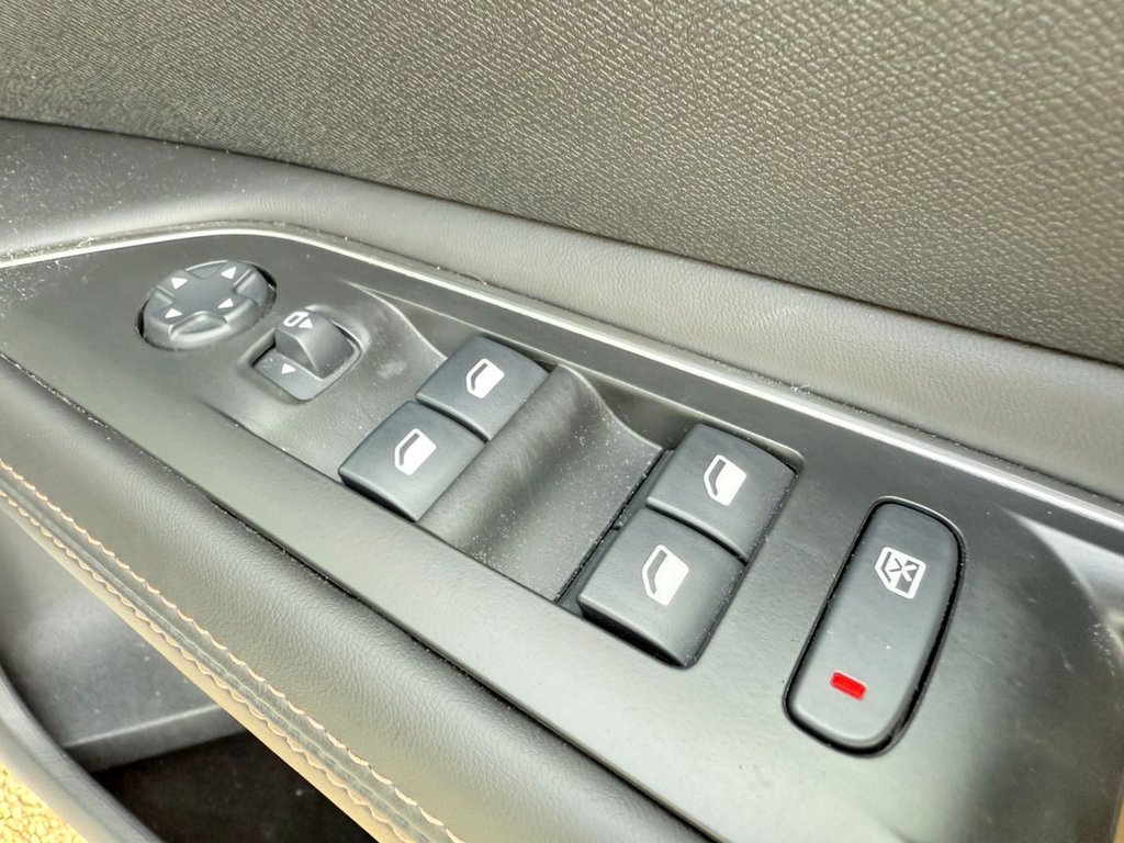 Used Peugeot 3008 2018 for sale - 76582904: Photo 37