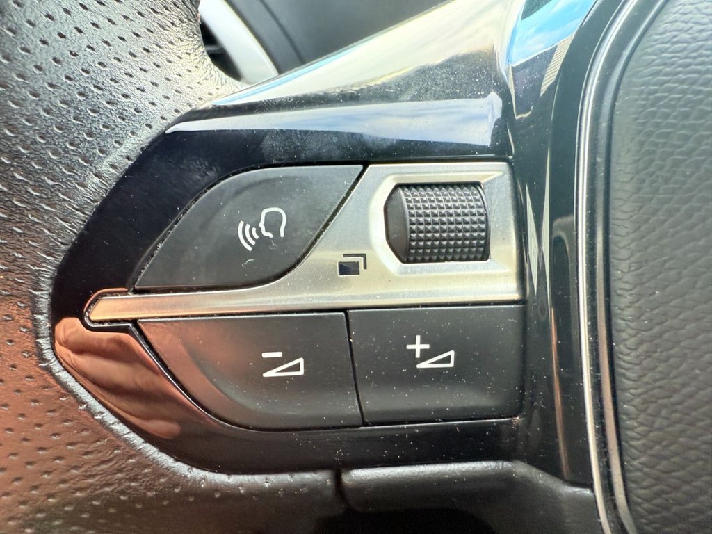 Used Peugeot 3008 2018 for sale - 76582904: Photo 39