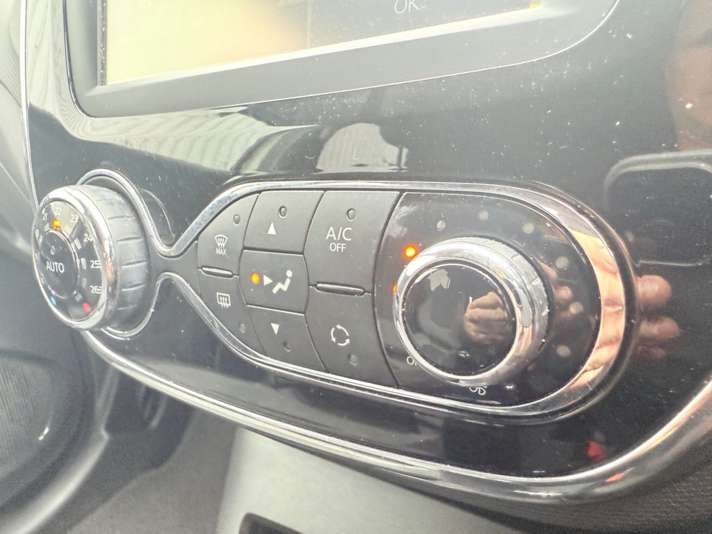 Used Renault Captur 2015 for sale - 76168093: Photo 12