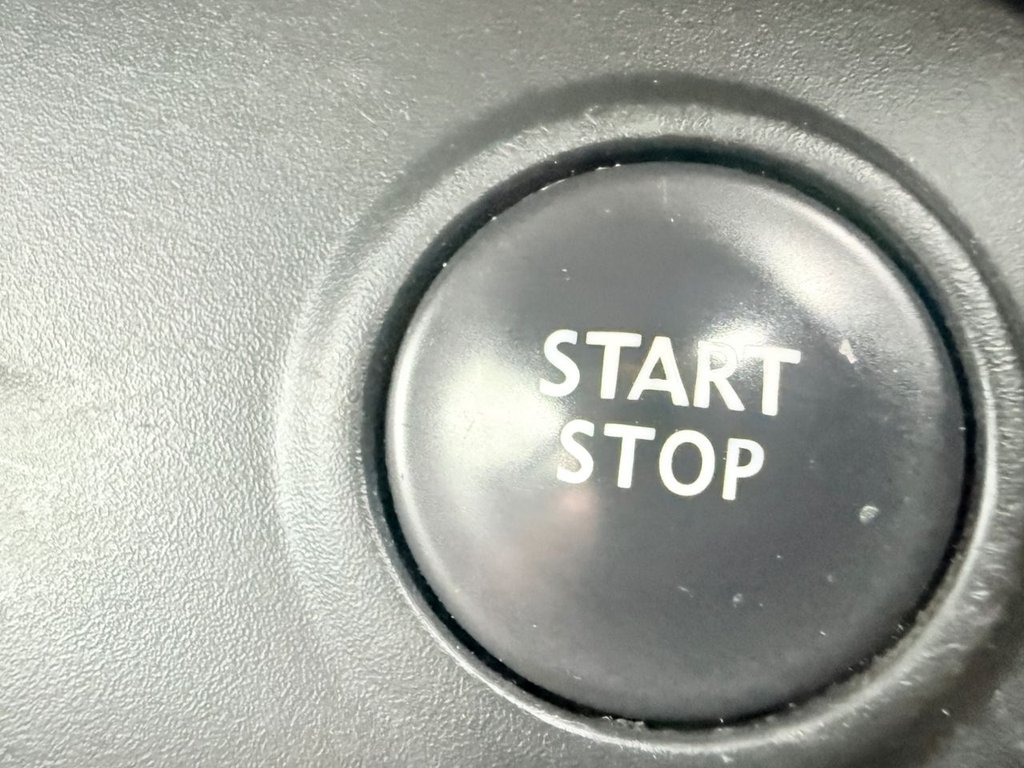 Used Renault Captur 2015 for sale - 76168093: Photo 13