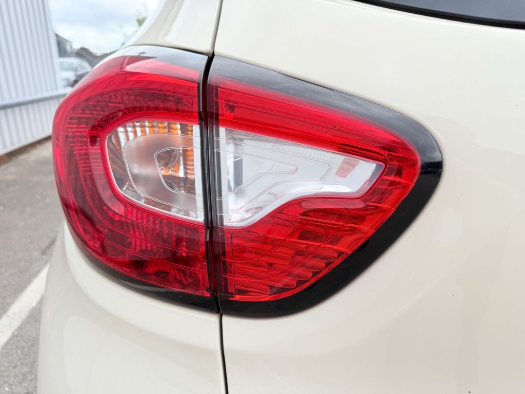 Used Renault Captur 2015 for sale - 76168093: Photo 19