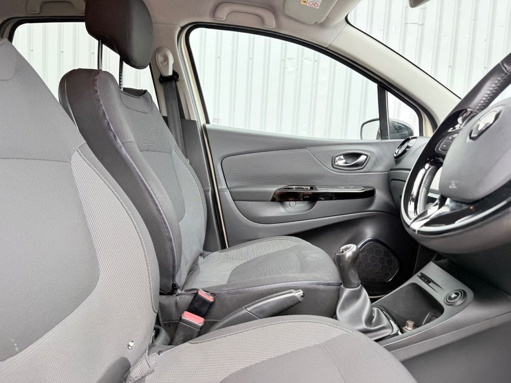Used Renault Captur 2015 for sale - 76168093: Photo 9