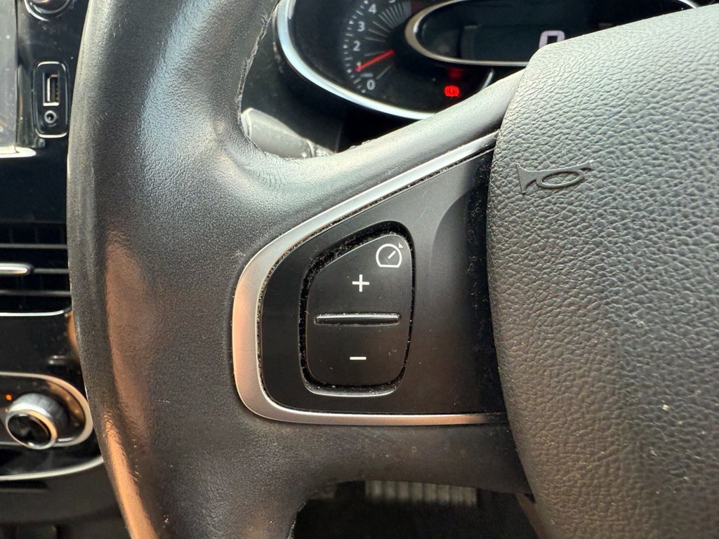 Used Renault Clio 2016 for sale - 76168096: Photo 37