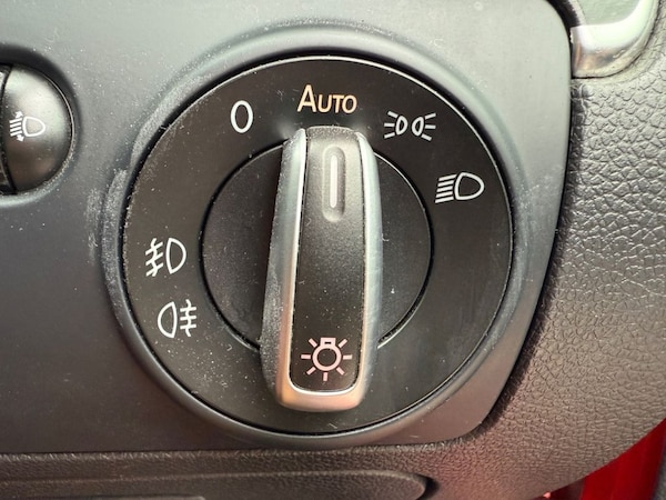 Used Volkswagen Golf 2012 for sale - 76315721: Photo 35