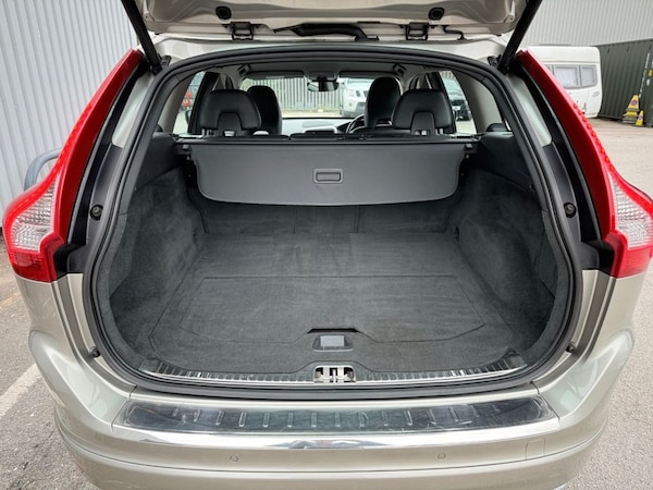 Used Volvo XC60 2014 for sale - 76168095: Photo 22