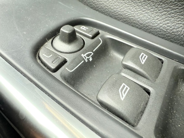 Used Volvo XC60 2014 for sale - 76168095: Photo 41