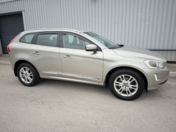 Used Volvo XC60 2014 for sale - 76168095: Photo 6