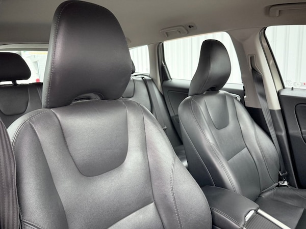 Used Volvo XC60 2014 for sale - 76168095: Photo 8