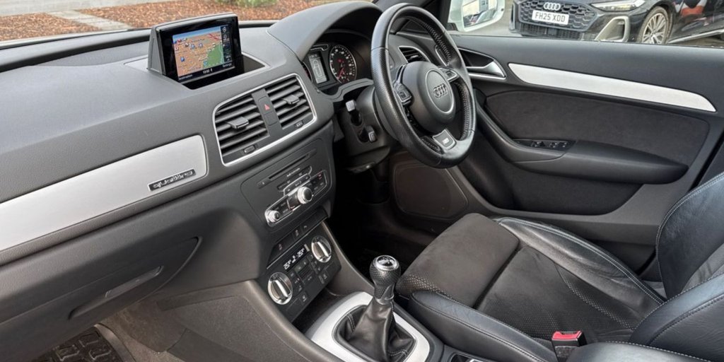 Used Audi Q3 2014 for sale - 76941629: Photo 9