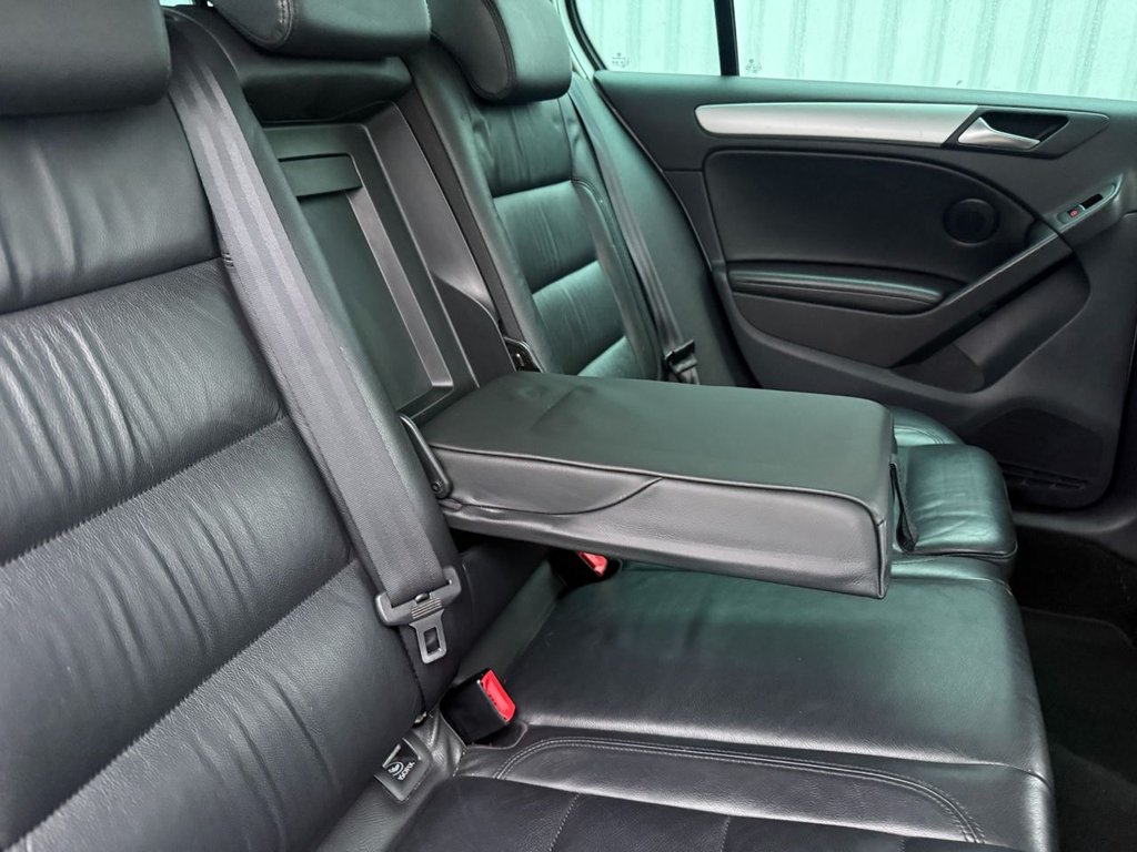 Used Volkswagen Golf 2011 for sale - 76868184: Photo 21