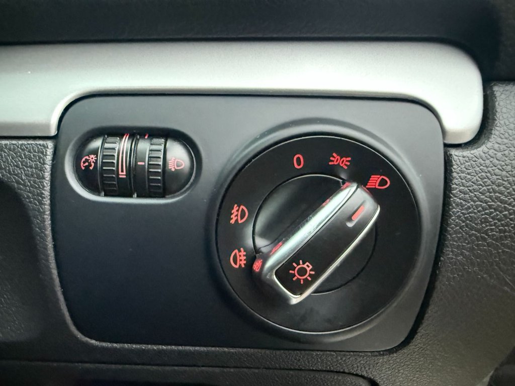 Used Volkswagen Golf 2011 for sale - 76868184: Photo 30