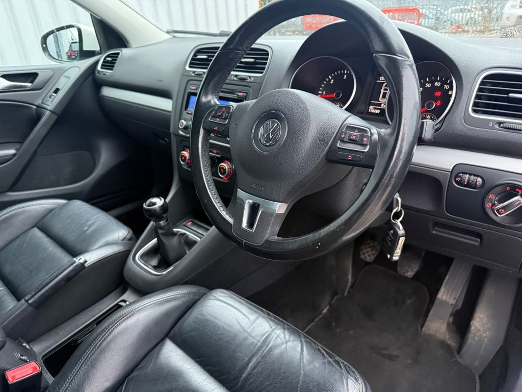 Used Volkswagen Golf 2011 for sale - 76868184: Photo 4