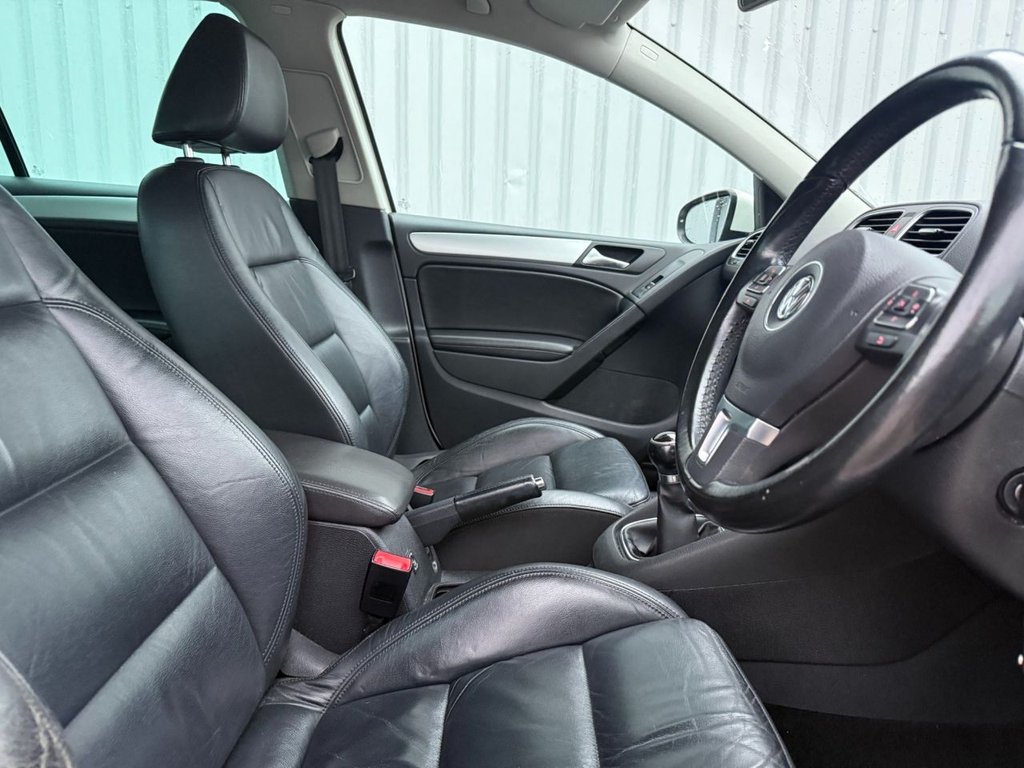 Used Volkswagen Golf 2011 for sale - 76868184: Photo 6
