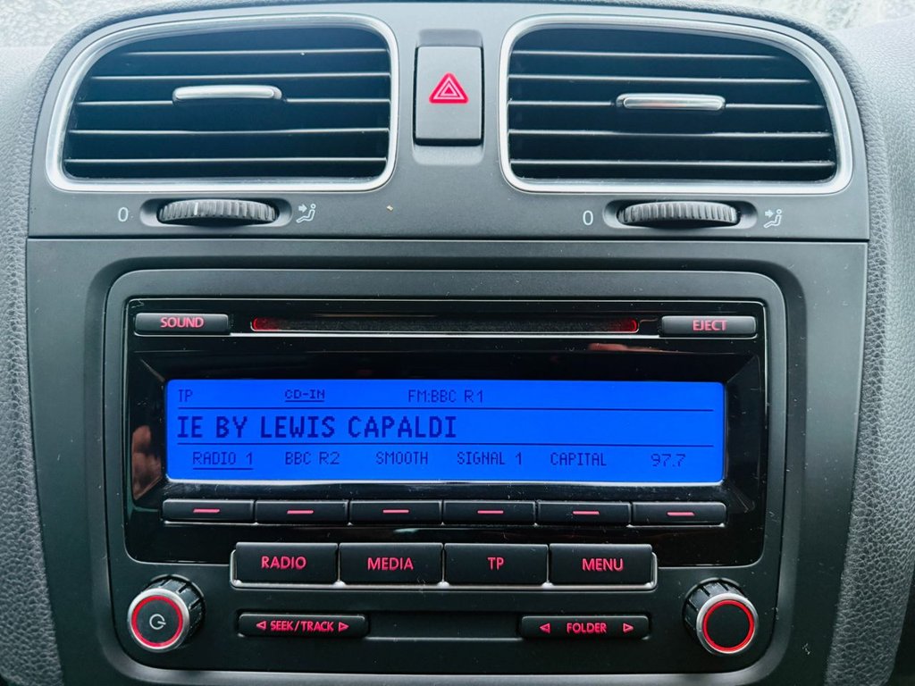 Used Volkswagen Golf 2011 for sale - 76868184: Photo 9