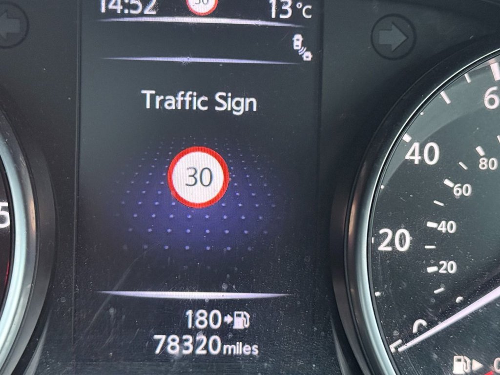 Used Nissan Qashqai 2018 for sale - 76888580: Photo 33