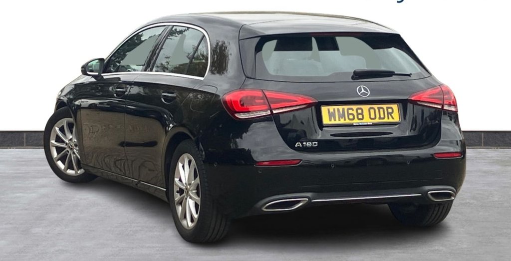 Used Mercedes-Benz A-Class 2019 for sale - 76163289: Photo 10