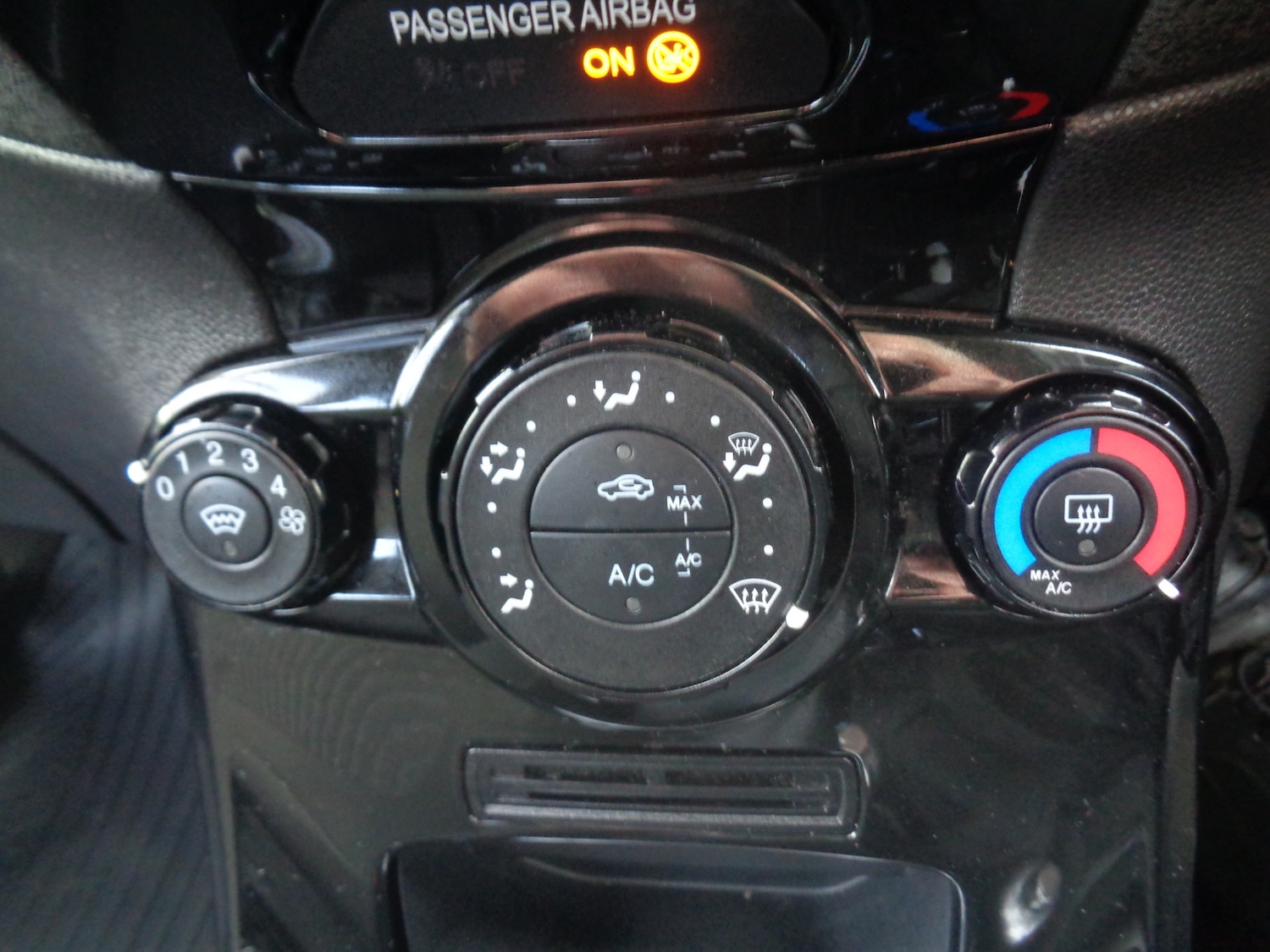 Used Ford Fiesta 2016 for sale - 78014370: Photo 19