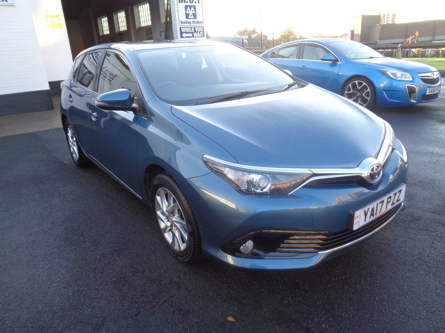 Used Toyota Auris 2017 for sale - 76566374: Photo 1
