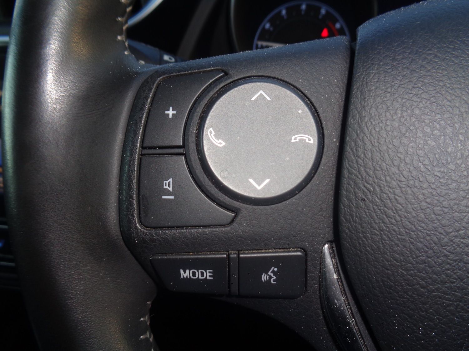 Used Toyota Auris 2017 for sale - 76566374: Photo 33