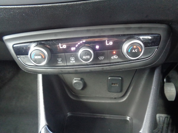 Used Vauxhall Crossland X 2018 for sale - 75375573: Photo 25