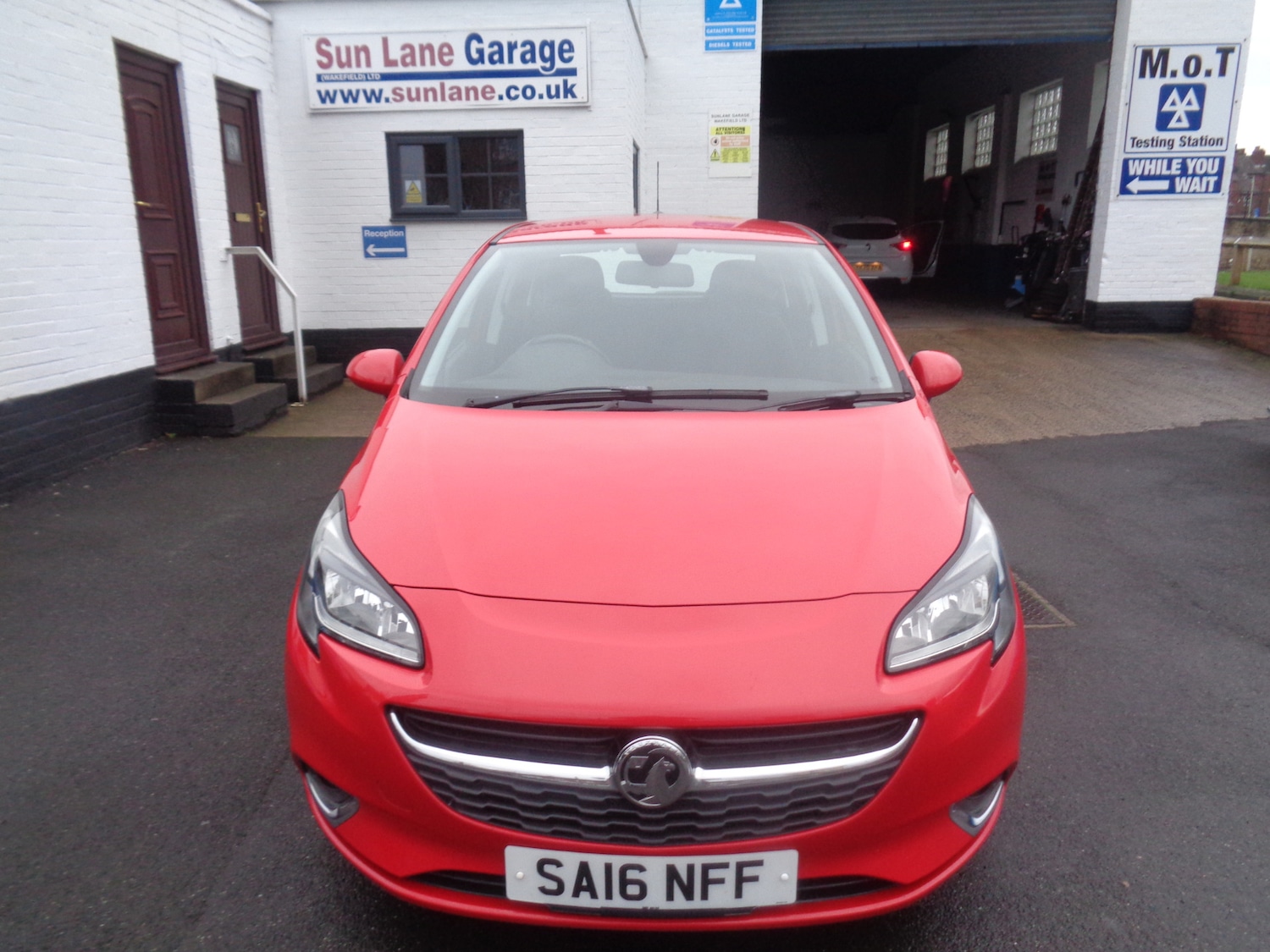 Used Vauxhall Corsa 2016 for sale - 76566476: Photo 2