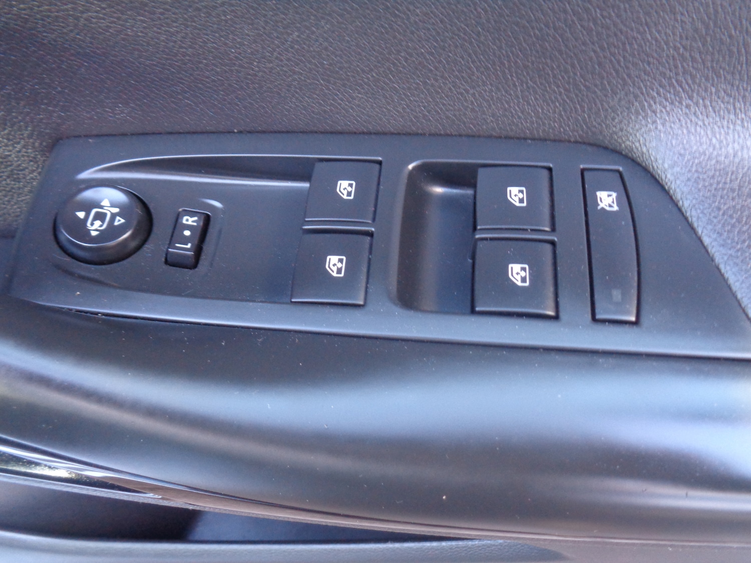 Used Vauxhall Astra 2017 for sale - 76352559: Photo 21