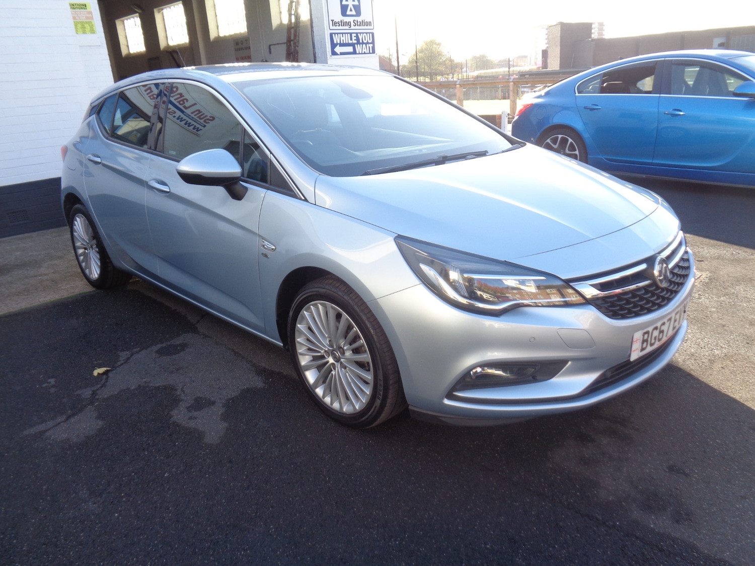 Used Vauxhall Astra 2017 for sale - 76352559: Photo 8
