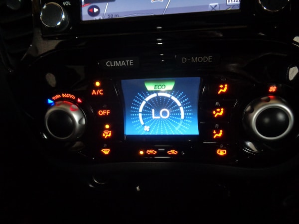 Used Nissan Juke 2015 for sale - 75110667: Photo 25