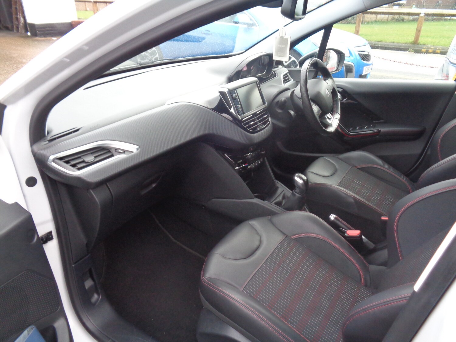 Used Peugeot 208 2015 for sale - 77517787: Photo 13